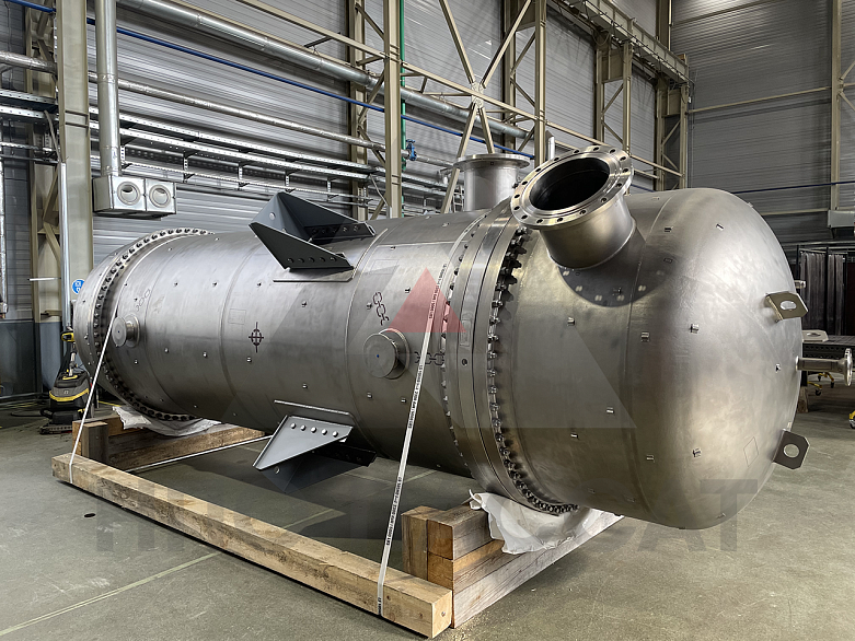 Shell-and-tube heat-exchange apparatuses